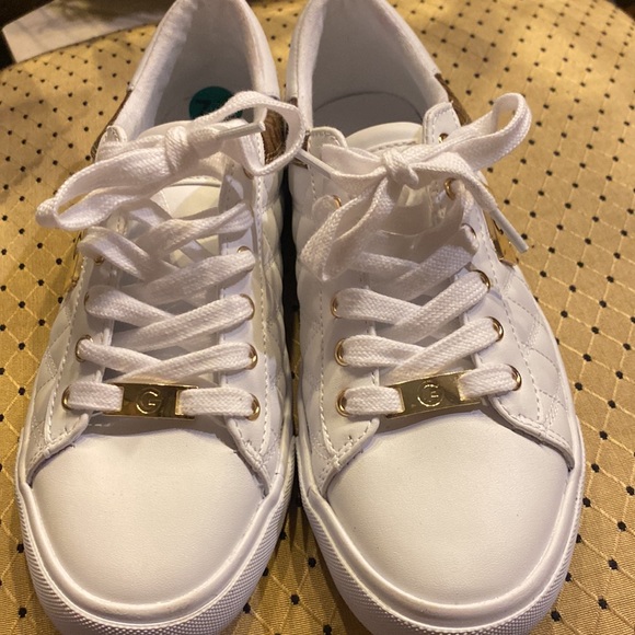 Tennis shoes 5size - Picture 3 of 5